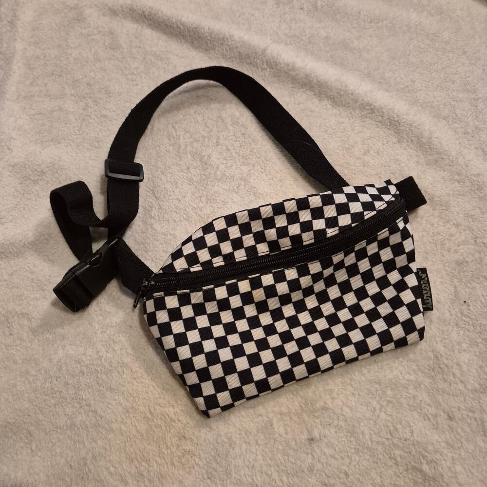 FYDELITY Checkered Hip Pack Black & White Adjustable Strap Belt Bag
